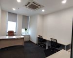 thumbnail-sewa-kantor-bulanan-full-furnish-kapasitas-4pax-dengan-view-8